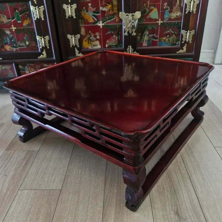 [BUNJANG] Persimmon Wood Lacquer Carved Small Soban Table Antique Furniture / 행자목 옻칠 투각 소반 작은 테이블 고가구 골동품