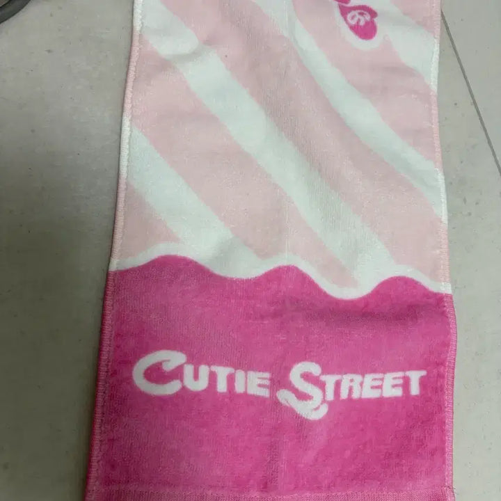 [BUNJANG] Cutie Street Haruka Parutang Towel Slogan / 큐티스트리트 하루카 파루땅 타올 슬로건 수건