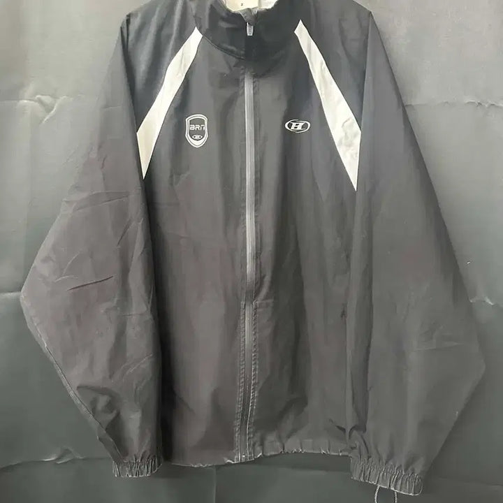[BUNJANG] Born to Win BRN Emblem Booster Zip-Up Jacket / 본투윈 BRN 엠블럼 부스터 집업 자켓