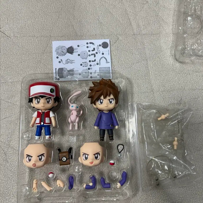 [BUNJANG] Nendoroid 612 Red &amp; Green Unsealed / (개봉)넨도로이드 612 레드&amp;그린