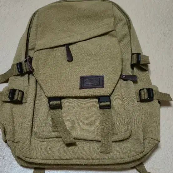 [BUNJANG] Khaki Casual Backpack / (새상품)카키색 캐주얼 백팩