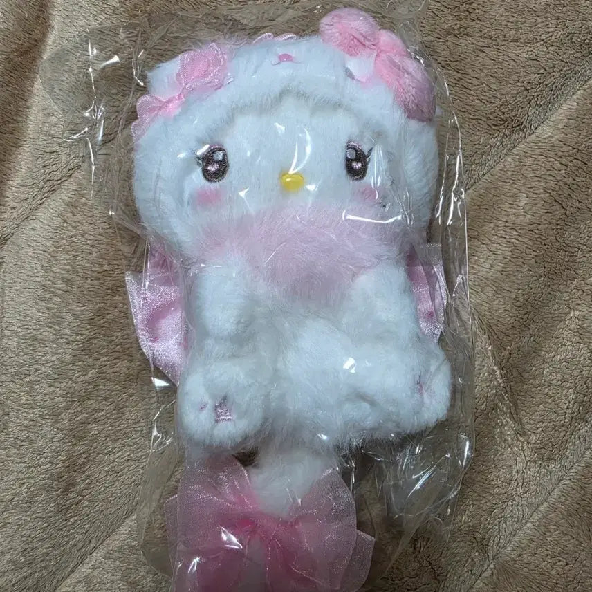 [BUNJANG] Sanrio Milky Koneko Hello Kitty Mascot Keychain / 산리오 밀키코네코 헬로키티 키링