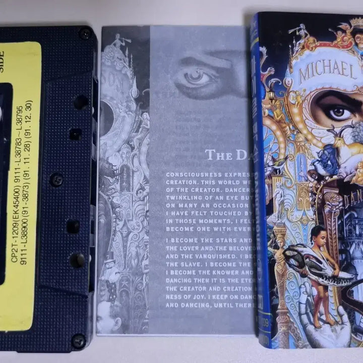 [BUNJANG] Michael Jackson Dangerous 2-Tape Cassette Tape (Unsealed) / 마이클 잭슨 Dangerous 2TAPE (개봉 카세트테이프)