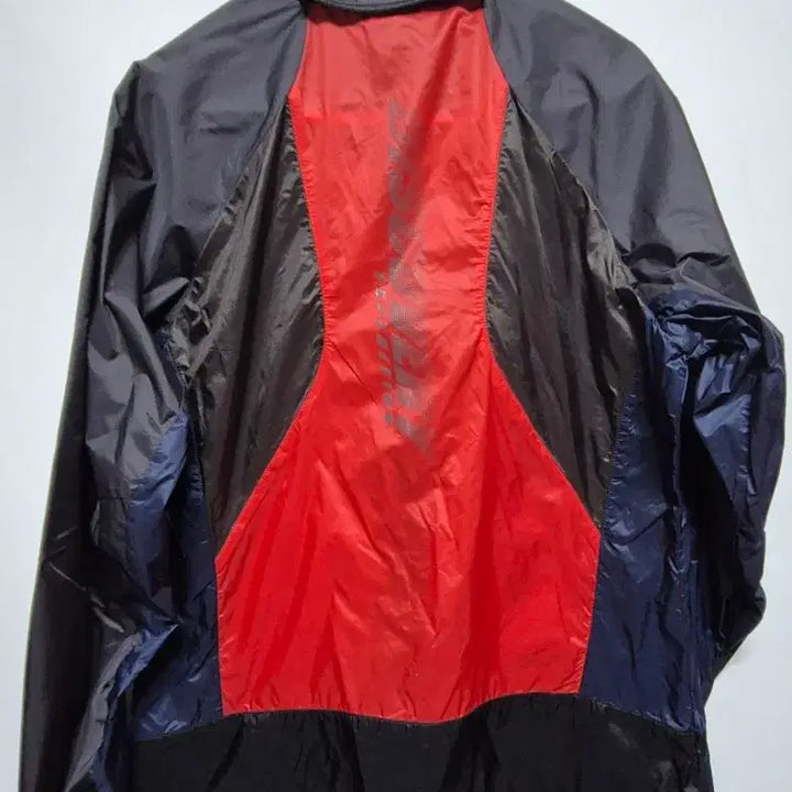 [BUNJANG] Discovery Expedition Windbreaker Jacket Black/Red Size 95 / [남성점퍼]디스커버리 바람막이 자켓 블랙/레드 95