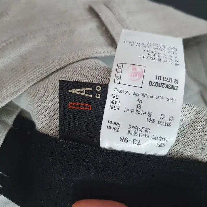 [BUNJANG] Daks Pleated Shorts / 닥스 플리츠 반바지.