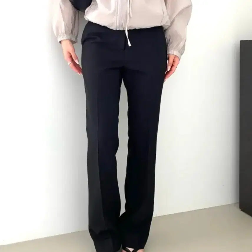 [BUNJANG] Frilly Classic Tailored Slacks - Black, M / 프릴리 클래식 테일러드 슬랙스 