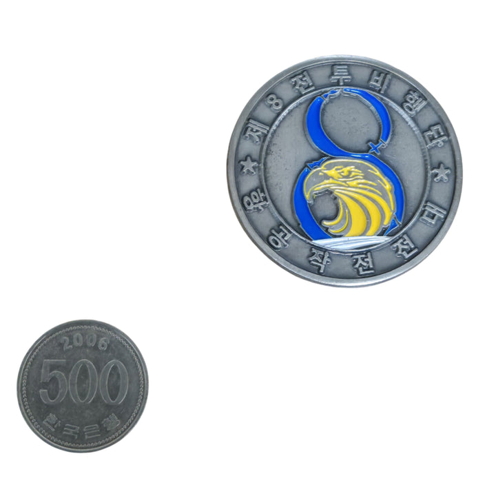 [BUNJANG] Republic of Korea Air Force 8th Fighter Wing Unit Coin Medal Badge / 공군 제8전투비행단 부대코인 군대코인 기념 코인 메달 뱃지 (FREE)