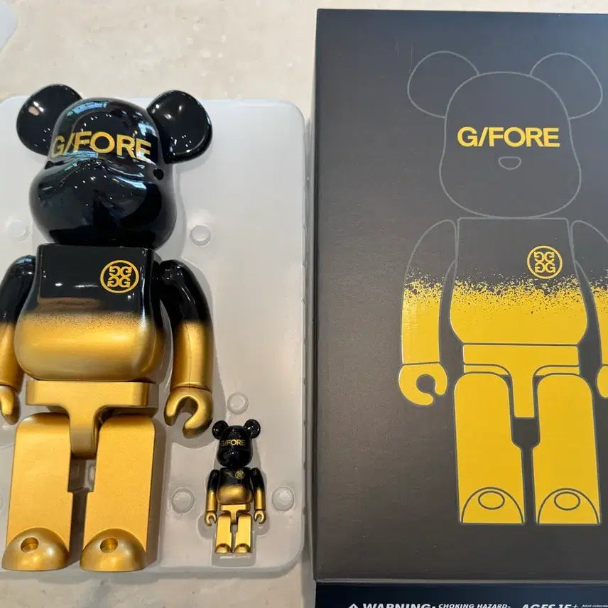 [BUNJANG] Bearbrick x G/FORE Limited Edition Figure Set / 한정판 베어브릭 X G/FORE 피규어