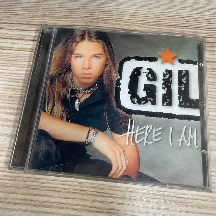 [BUNJANG] Gil Gil 1st Album Here I Am CD (Damaged Case) / [중고음반/CD] 길 GIL 1집 Here I Am (케이스파손 하자)
