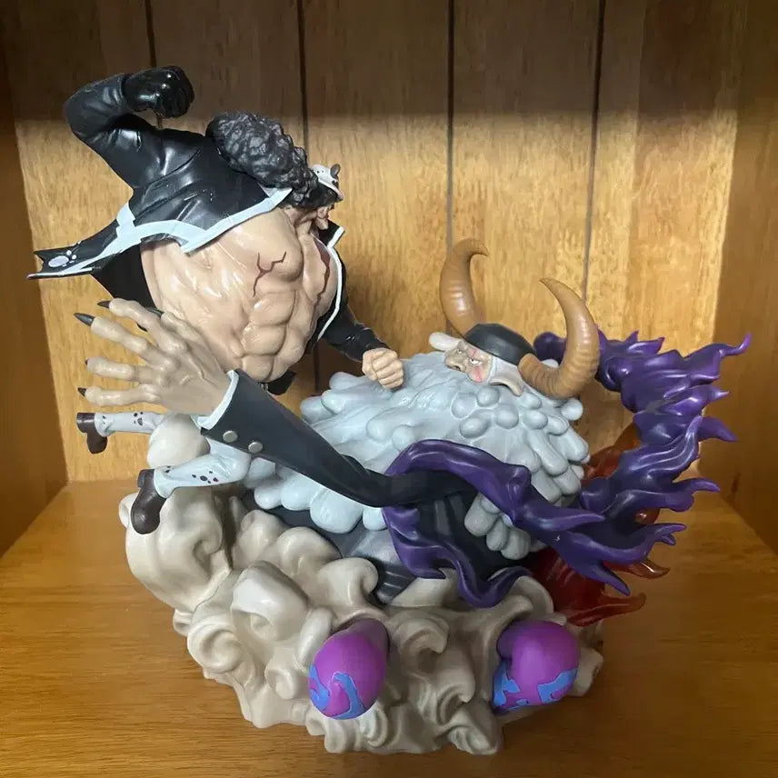 [BUNJANG] One Piece Last One Prize Figure (Kuma vs Saturn) / 최저가) 택포 6) 원피스 라스트원 (쿠마 vs 새턴성)
