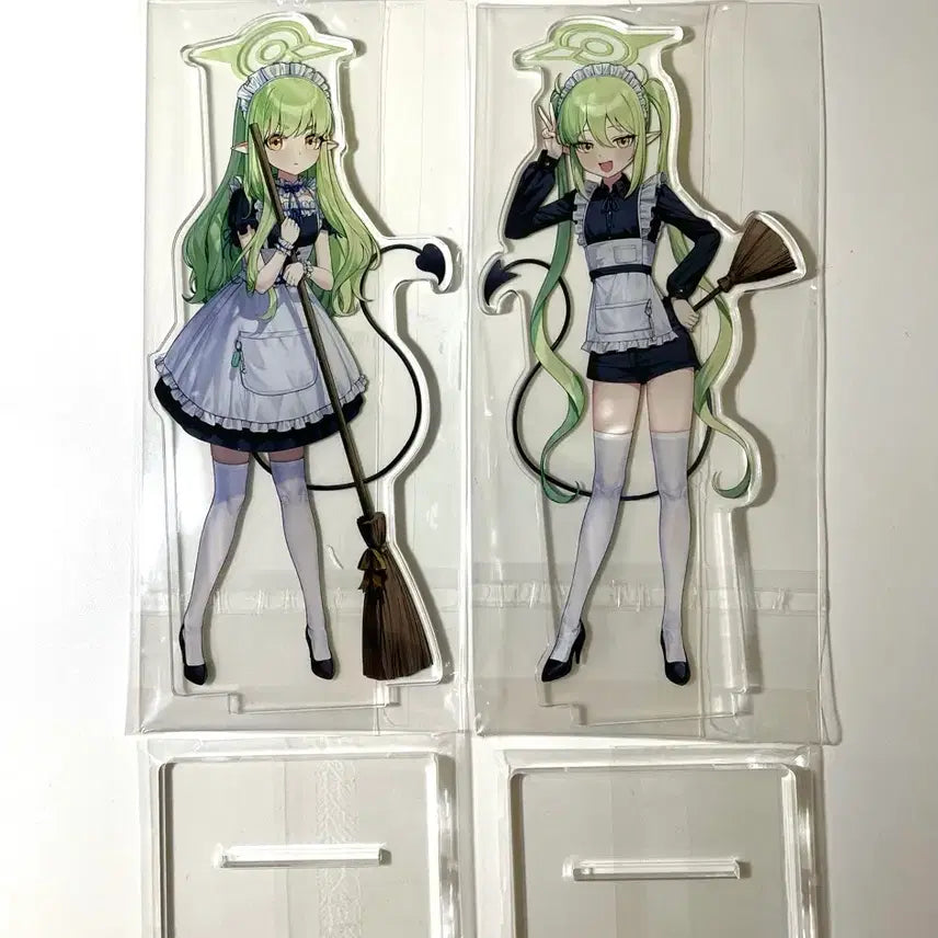 [BUNJANG] Blue Archive Cheolgado-Gaki Acrylic Stand / 블루아카이브 철도가키 아크릴 스탠드