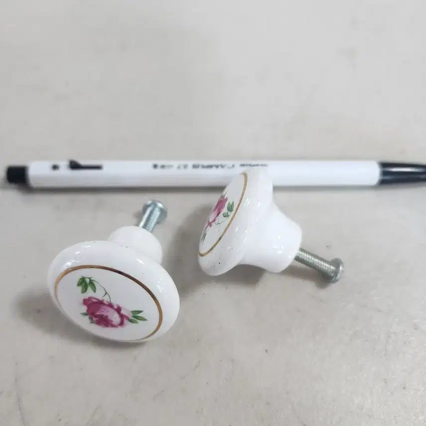 [BUNJANG] Ceramic Door Knobs (Set of 2) / 도자기 문고리 2개에5000원 지름3.3cm