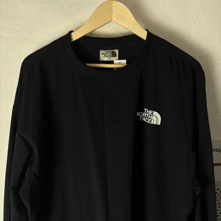 [SOLD OUT] 새상품급 노스페이스 웜업 바람막이