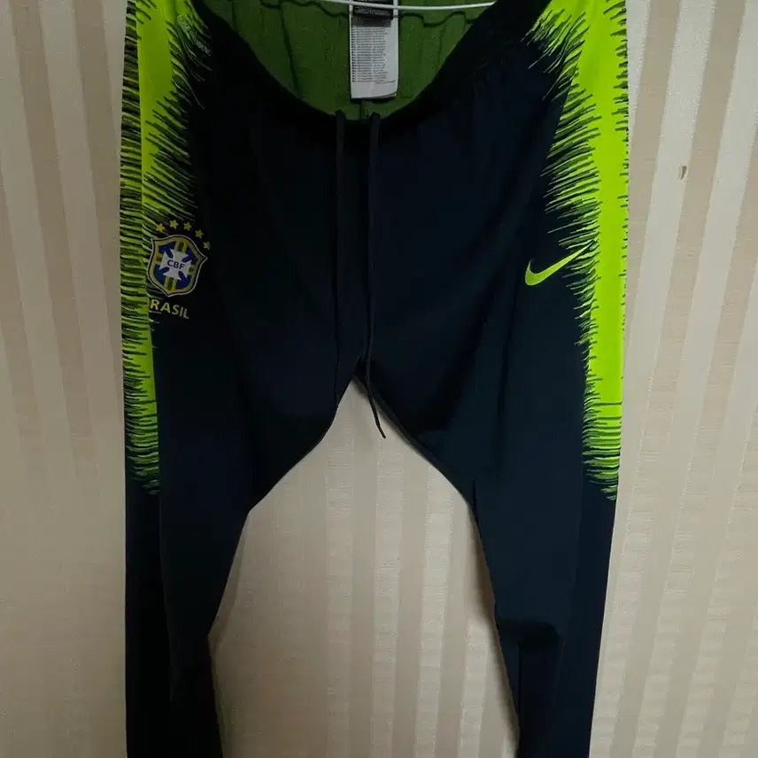 [BUNJANG] Nike Brazil VaporKnit Neymar Pants ADV / 나이키 브라질 베이퍼니트 팬츠 ADV 네이마르