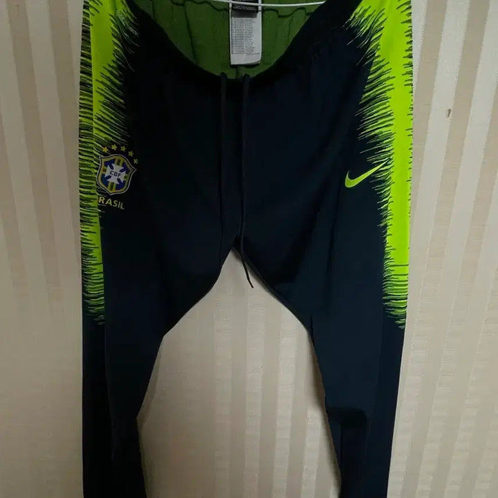 [BUNJANG] Nike Brazil VaporKnit Neymar Pants ADV / 나이키 브라질 베이퍼니트 팬츠 ADV 네이마르