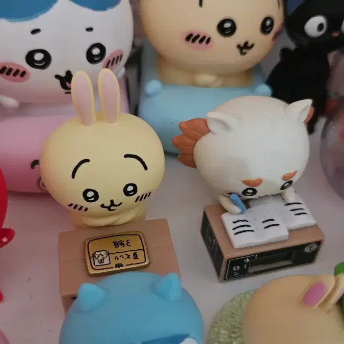 [BUNJANG] Monchhichi Chiikawa Usagi Hachiwara Figure Goods / 먼작귀 치이카와 우사기 하치와레 피규어 굿즈