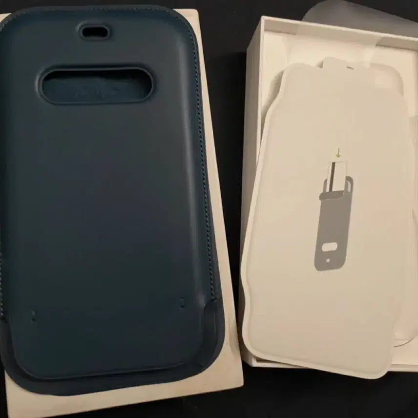 [BUNJANG] Apple iPhone 12 / 12 Pro Leather Sleeve Case / 애플 아이폰12/12프로 가죽 슬리브 케이스