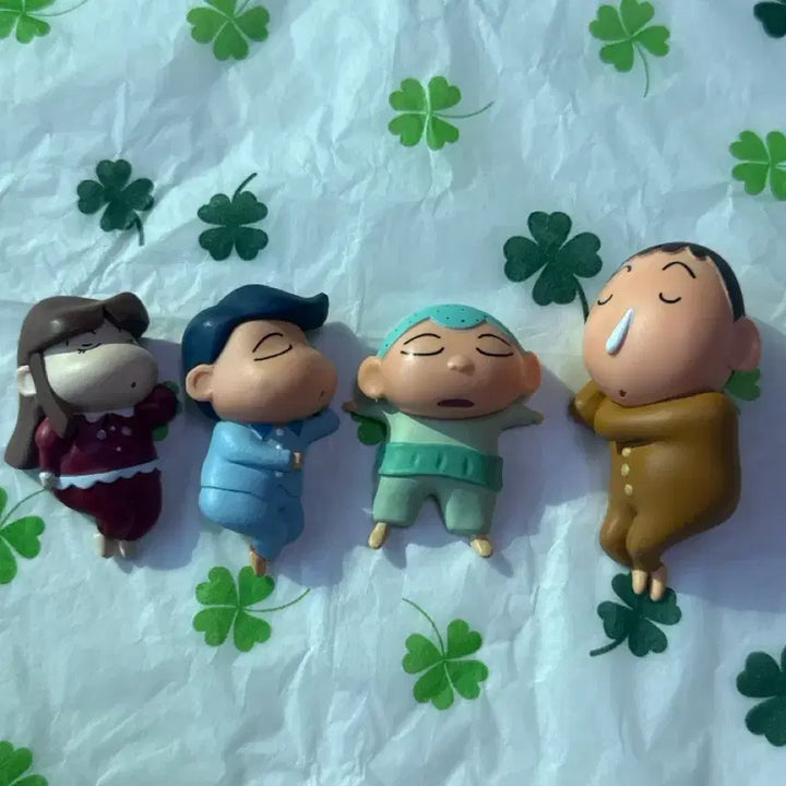 [BUNJANG] Crayon Shin-chan Pajama Gacha Set (4 Types) / 짱구는 못말려 랜덤 파자마 가챠 4종 일괄