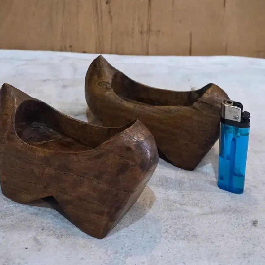 [BUNJANG] Antique Korean Wooden Clogs / 땟물좋은 애기 나막신
