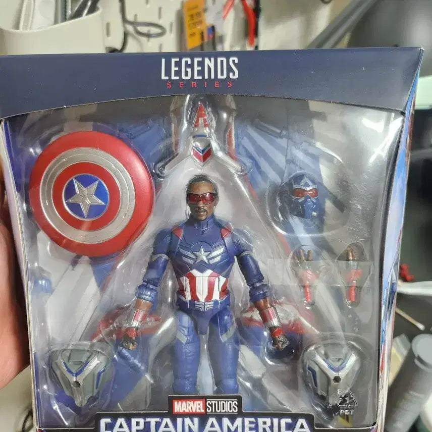 [BUNJANG] Marvel Legends Brave New World Captain Sam Wilson Figure / 택포 마블레전드 브레이브 뉴 월드 캡틴 샘윌슨