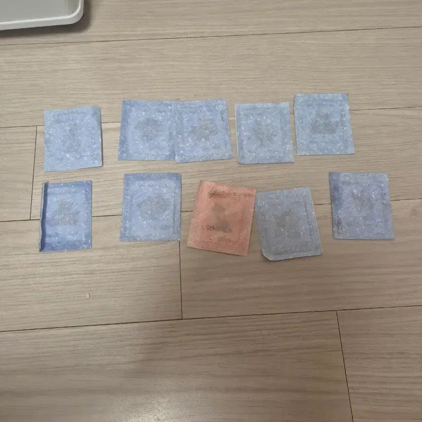 [BUNJANG] Pokemon Tiplus Seal 30th Anniversary Collection / 포켓몬띠부씰 팔아요 직거래만 가능