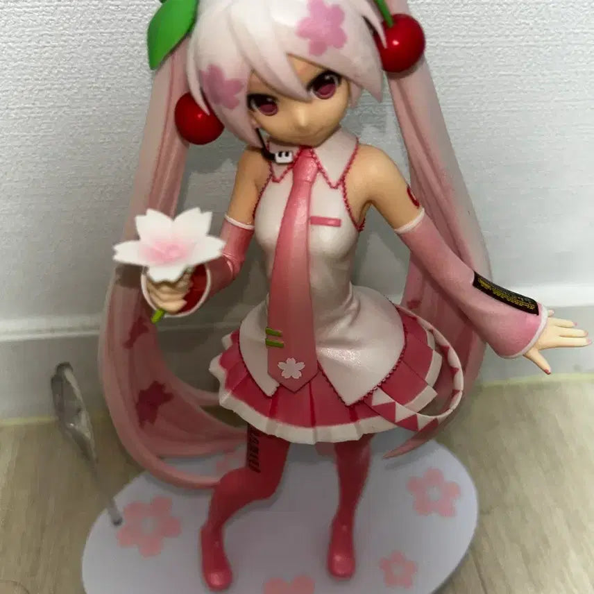 [BUNJANG] Sega Sakura Miku Figure / 사쿠라미쿠 피규어 세가