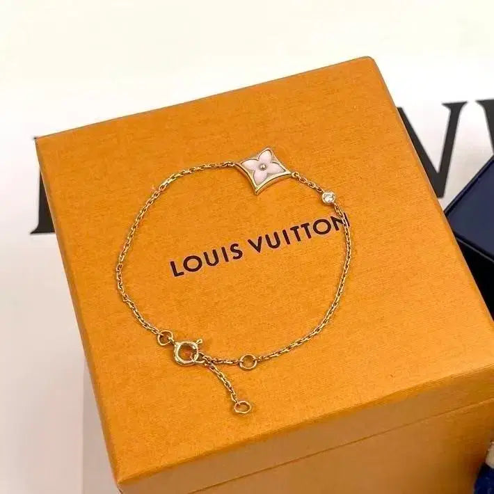 [BUNJANG] Louis Vuitton Flower Blossom Bracelet / 루이비통 플라워 블라썸 팔찌