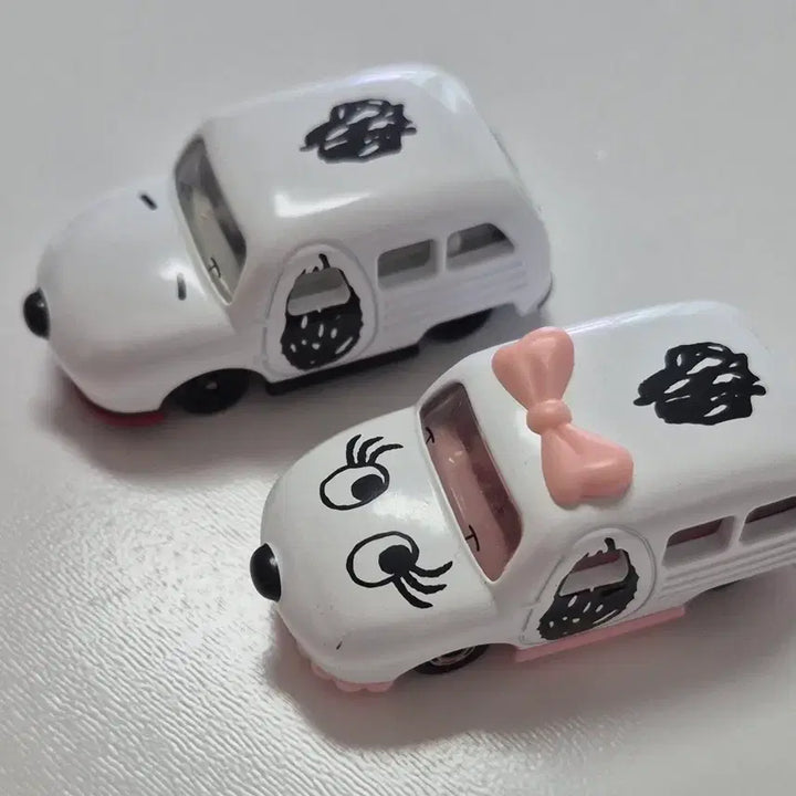 [BUNJANG] Snoopy x Belle Tomica School Bus Set / 스누피/벨 토미카 스쿨버스 스누피 틴케이스