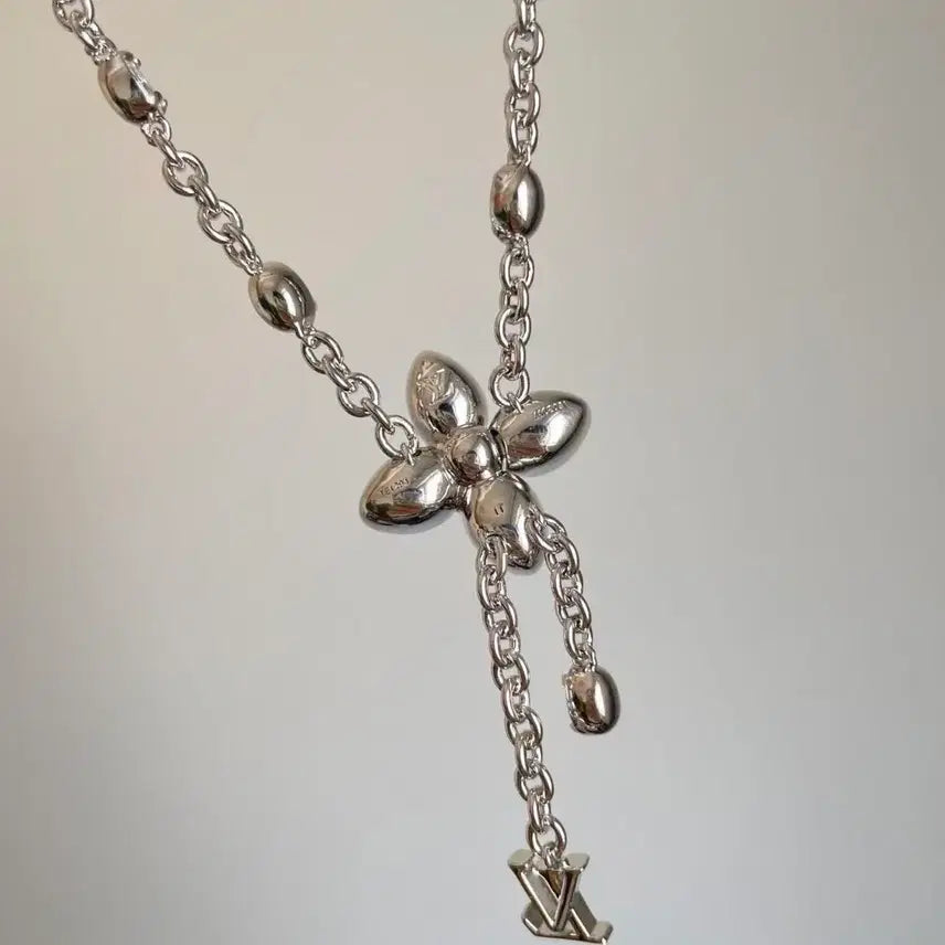 [BUNJANG] Louis Vuitton Flower Pendant Necklace / 루이비통 플라워 팬던트 목걸이