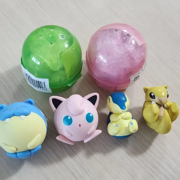 [BUNJANG] Pokemon Crouching Gacha [Poison/Charmander] / 포켓몬 성수 팝업 웅크리기 가챠 / 푸린, 브케인