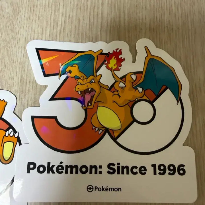 [BUNJANG] Pokemon 30th Anniversary Charizard Sticker / 포켓몬 30주년 리자몽 스티커 판매합니다