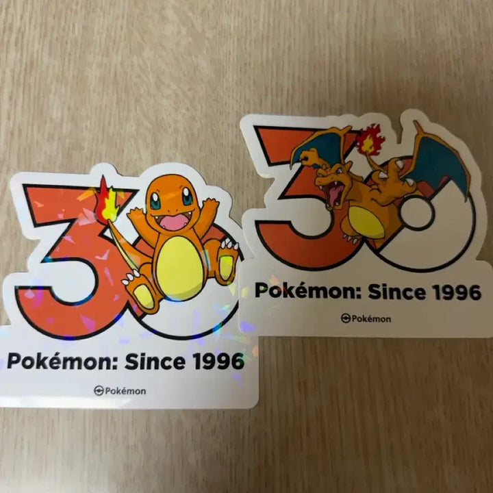 [BUNJANG] Pokemon 30th Anniversary Charizard Sticker / 포켓몬 30주년 리자몽 스티커 판매합니다
