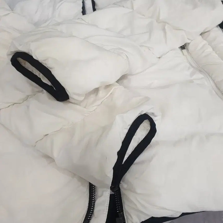 [BUNJANG] Srixon Adidas White Padded Jumper / 스릭슨,아디다스 화이트 패딩 점퍼