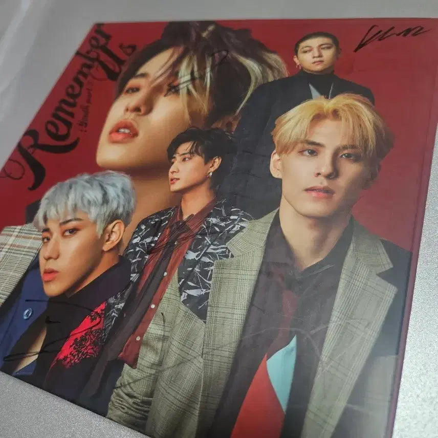 [BUNJANG] DAY6 Signed Album (All Members) / 데이식스 전 멤버 싸인앨범 비매