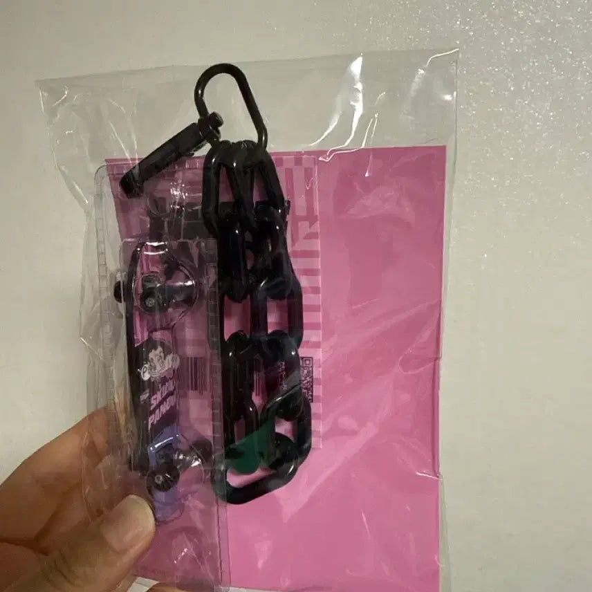 [BUNJANG] Pop Mart Skateboard Badge / 팝마트 스케이트보드 뱃지