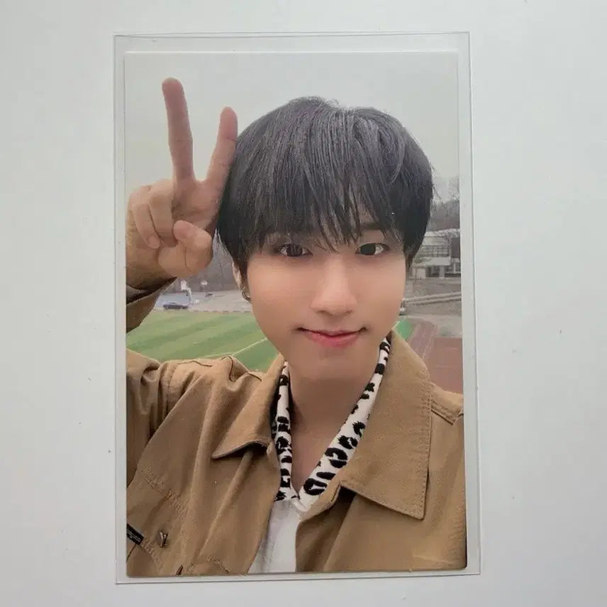 [BUNJANG] Stray Kids Han Jisung Go Live Double-Sided Photocard / 스트레이키즈 한지성 고생 일반반 양면포카