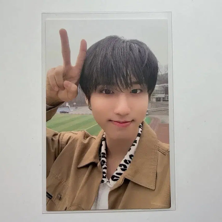 [BUNJANG] Stray Kids Han Jisung Go Live Double-Sided Photocard / 스트레이키즈 한지성 고생 일반반 양면포카