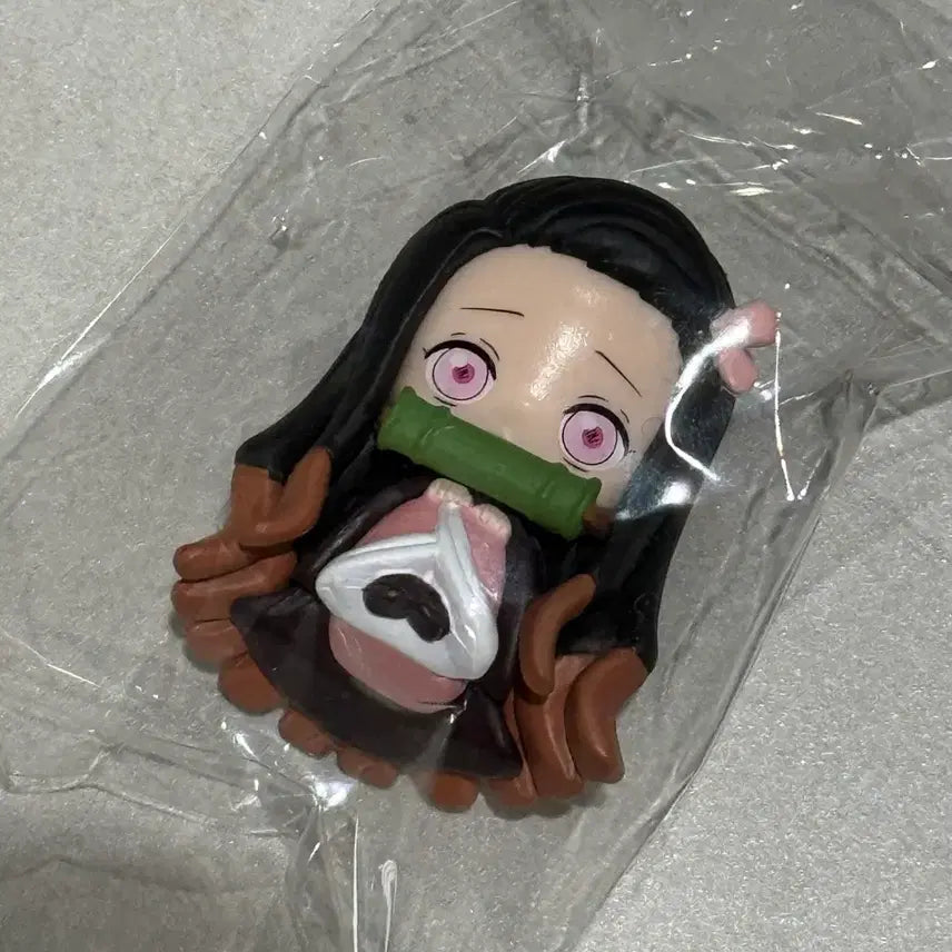 [BUNJANG] Demon Slayer Nezuko Gacha Figure / 새상품) 귀멸의 칼날 네즈코 가챠