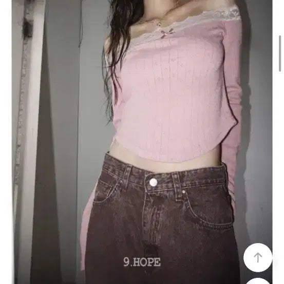 [BUNJANG] Kim Ah-hop Lace Off-Shoulder T-Shirt / 김아홉 레이스 오프숄더 티셔츠