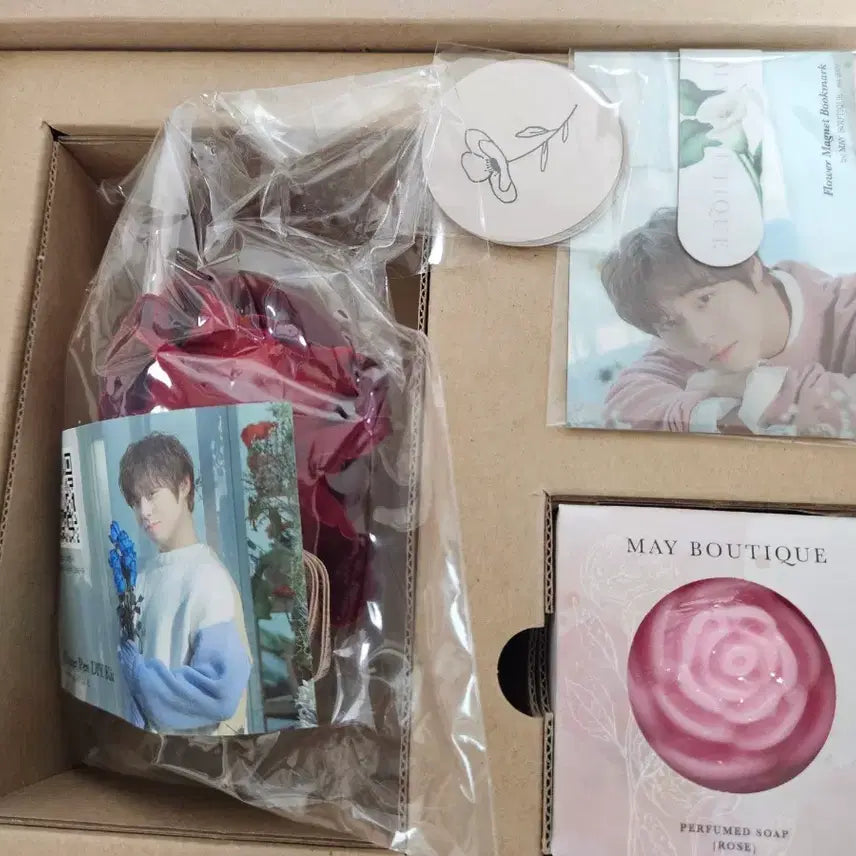 [BUNJANG] Park Ji Hoon MAY 1st Gen Photocard &amp; MAY 2nd Gen Kit Bundle Set / 박지훈 메이 1기 포카 메이 2기 키트 구성품 일부 일괄