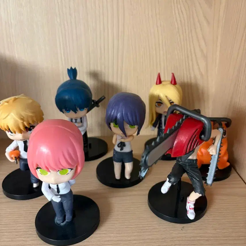 [BUNJANG] Chainsaw Man 7-Piece Gachapon Figure Set / 체인소맨 인형뽑기 피규어