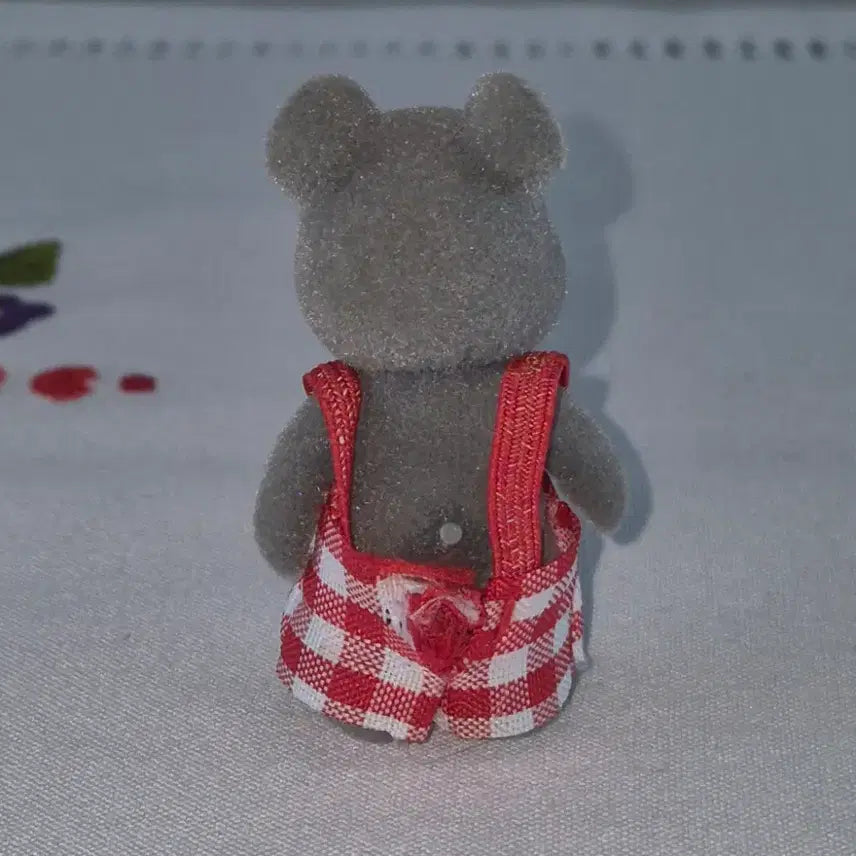 [BUNJANG] Sylvanian Families Gray Mouse Older Brother (Tail Missing) / 올드 실바니안 회색 쥐 오빠 (꼬리X)