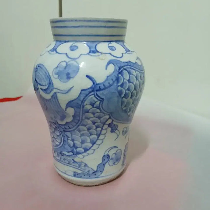 [BUNJANG] Korean White Porcelain Vase with Dragon Motif (Post-Liberation Era) / 청화 백자