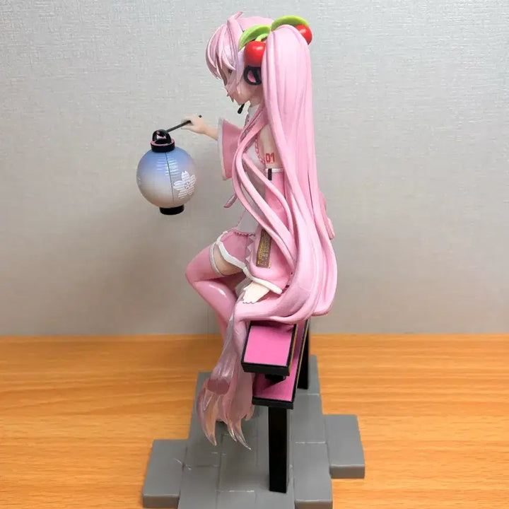 [BUNJANG] Hatsune Miku Figure / 하츠네미쿠 피규어