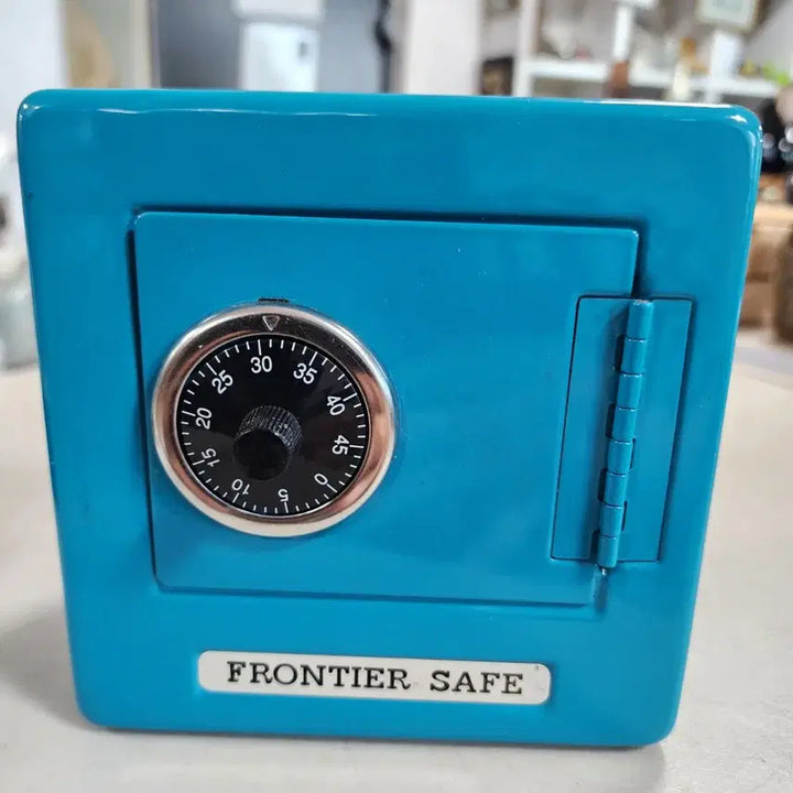[BUNJANG] USA Tin Piggy Bank / USA 양철 저금통 크기13.3cnX10cm 높이13.3cm