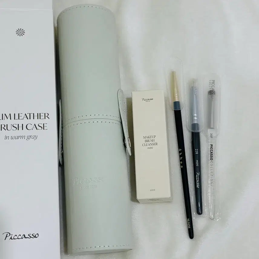 [BUNJANG] Picasso Brush Case Bundle with Mini 219, Collezione 302, and Oki nun0 Brush / 새상품 피카소 원통 브러쉬케이스+ 미니219+꼴레지오니302+옥희nun0