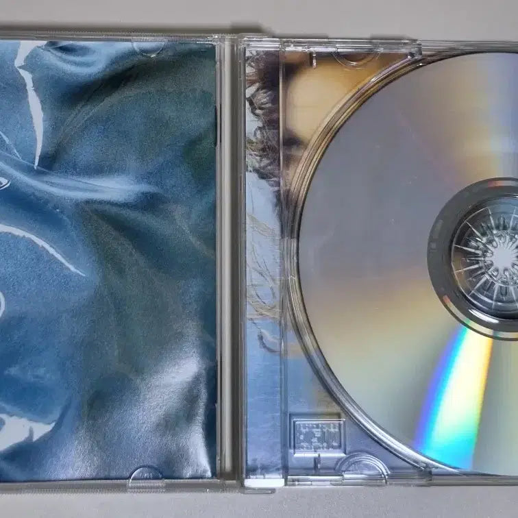 [BUNJANG] Madonna Ray Of Light 7th Album Unsealed CD / 마돈나 7집 Ray Of Light (개봉 CD)