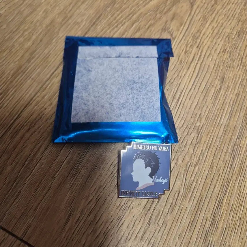 [BUNJANG] Demon Slayer Hakuji Motif Pin / 귀멸의칼날 하쿠지 모티브핀