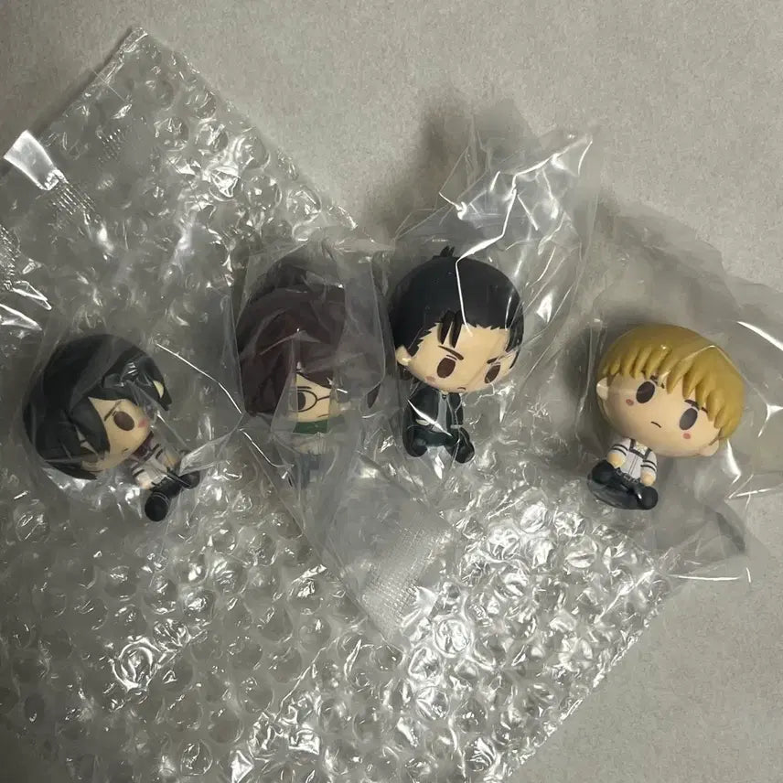[BUNJANG] Attack on Titan Ichiban Kuji Chokonokko H Prize Set (Sealed) / (미개봉)진격의 거인 각자의 결의 제일복권 초코노코 H상 4개 일괄
