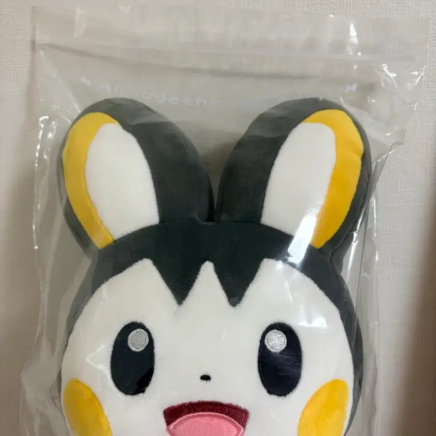 [BUNJANG] Pokemon 30th Anniversary Emolga Cushion / 포켓몬 30주년 에몽가 쿠션